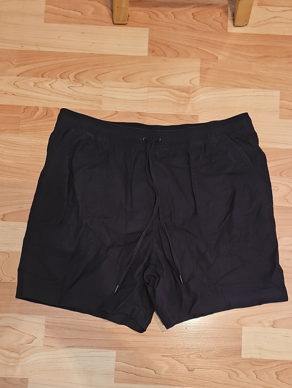 Tahari Black Athletic Drawstring Shorts